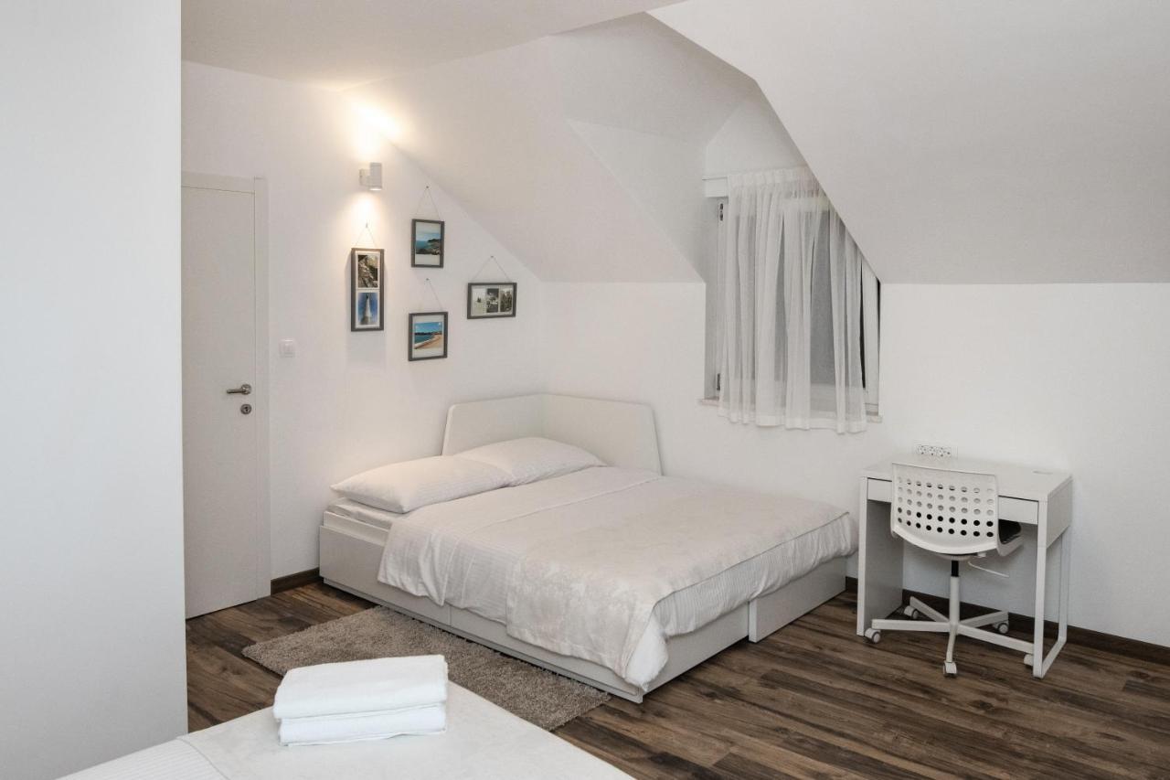 House Andro Villa Primosten Exterior photo