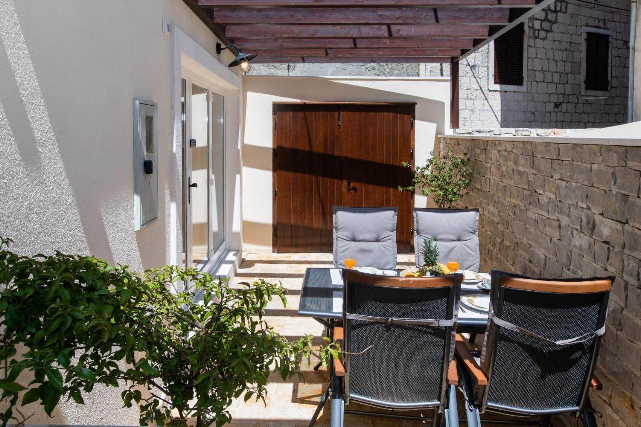 House Andro Villa Primosten Exterior photo
